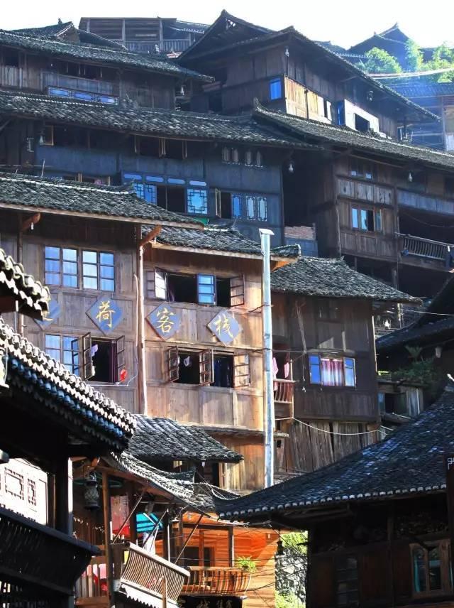 贵阳10万网约车司机,每天不足10单,收入161元